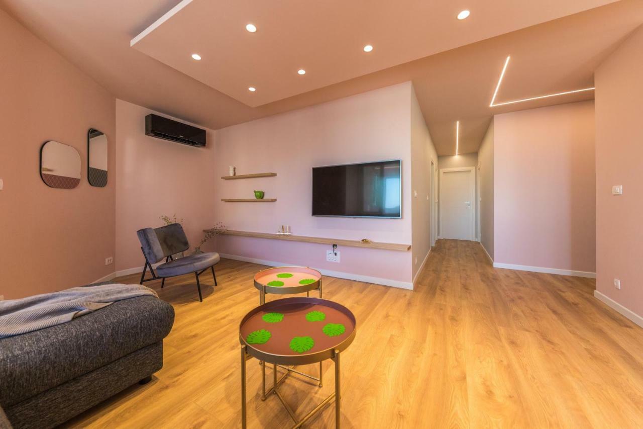 Glow Luxury Apartment With Terrace And Jacuzzi Сплит Екстериор снимка